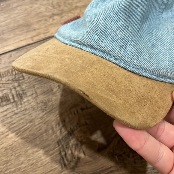 Lot of Old Navy Shoes + Hat - Picture 7 of 8